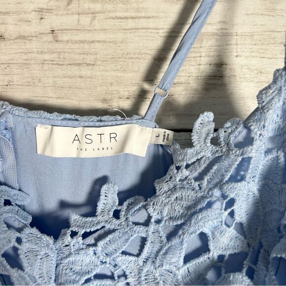 ASTR The Label Lace Overlay Blue Fit Flare Sleeveless Midi Eyelet Dress Sz M - Picture 10 of 12